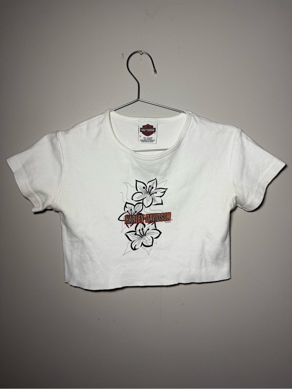 Harley-Davidson White Tee with Black and Orange Logo Size M